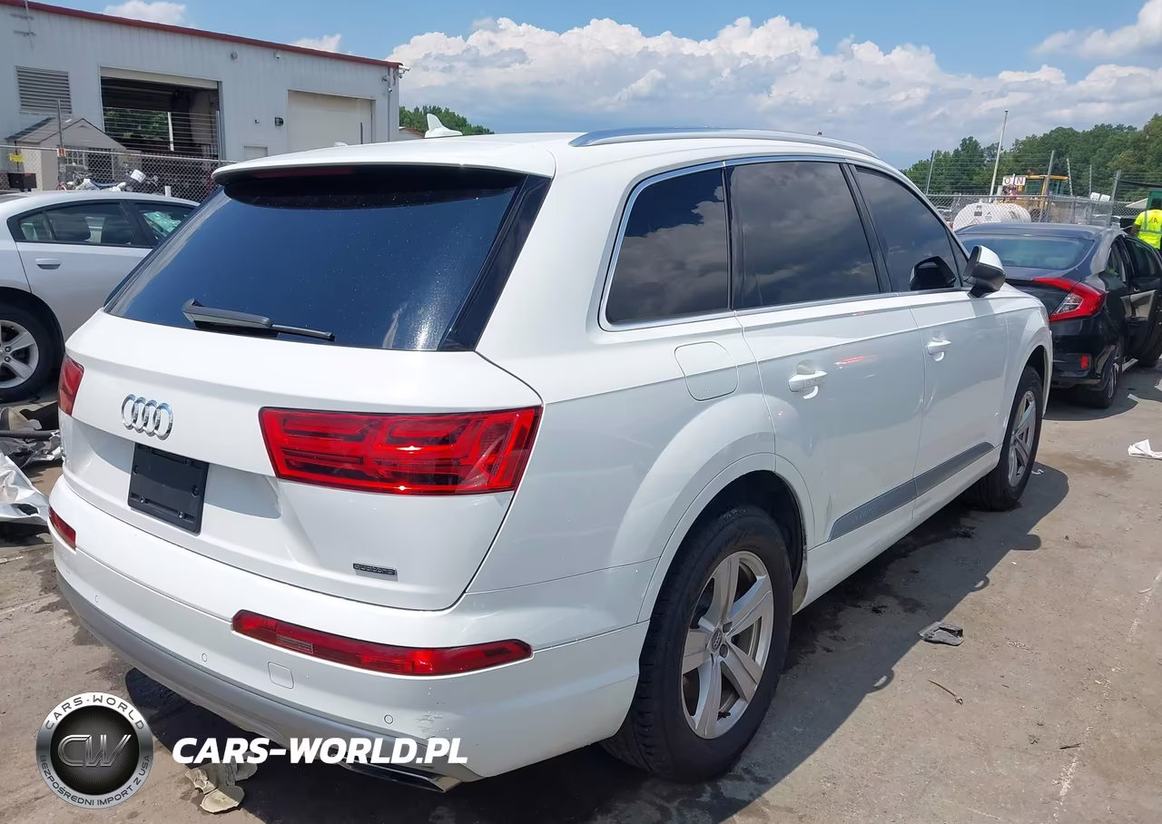 2018 Audi Q7 2.0T Premium VIN:WA1LHAF72JD012915 - 4