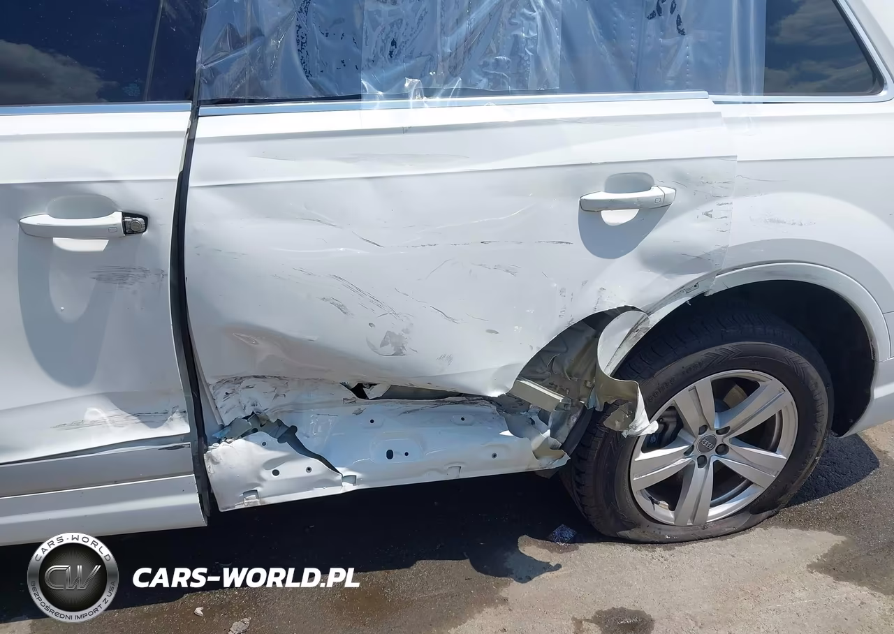 2018 Audi Q7 2.0T Premium VIN:WA1LHAF72JD012915 - 6