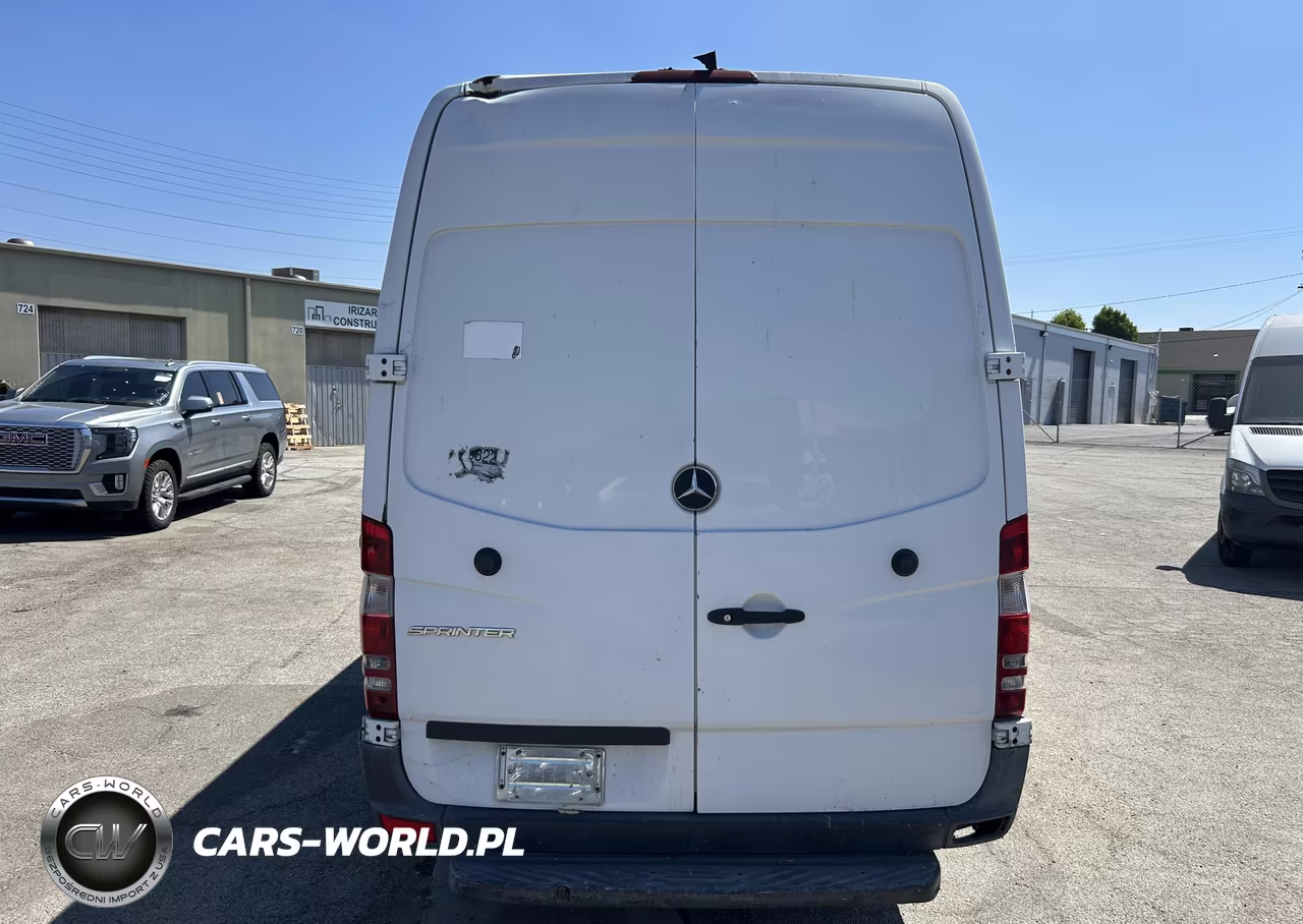 2015 Mercedes-Benz Sprinter 2500 High Roof VIN:WD3PE8CCXFP129443 - 12