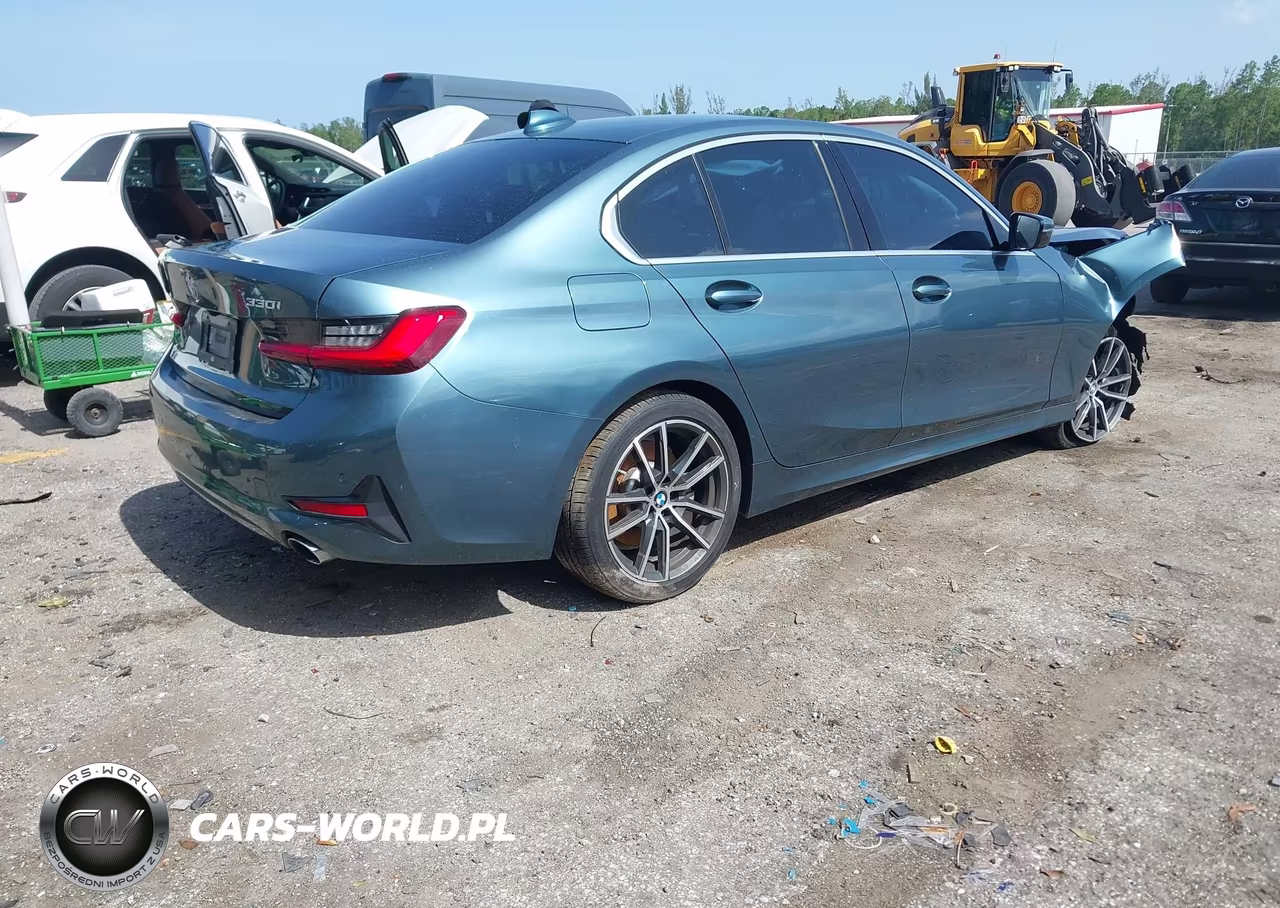 2019 BMW 330I VIN:WBA5R1C56KAK11562 - 4