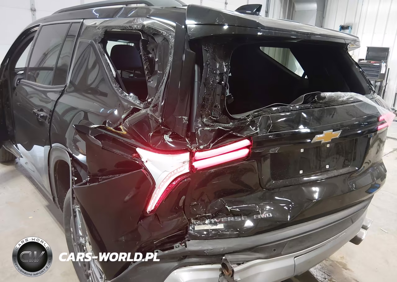 2025 Chevrolet Traverse Awd Lt VIN:1GNEVGRS9SJ196626 - 6