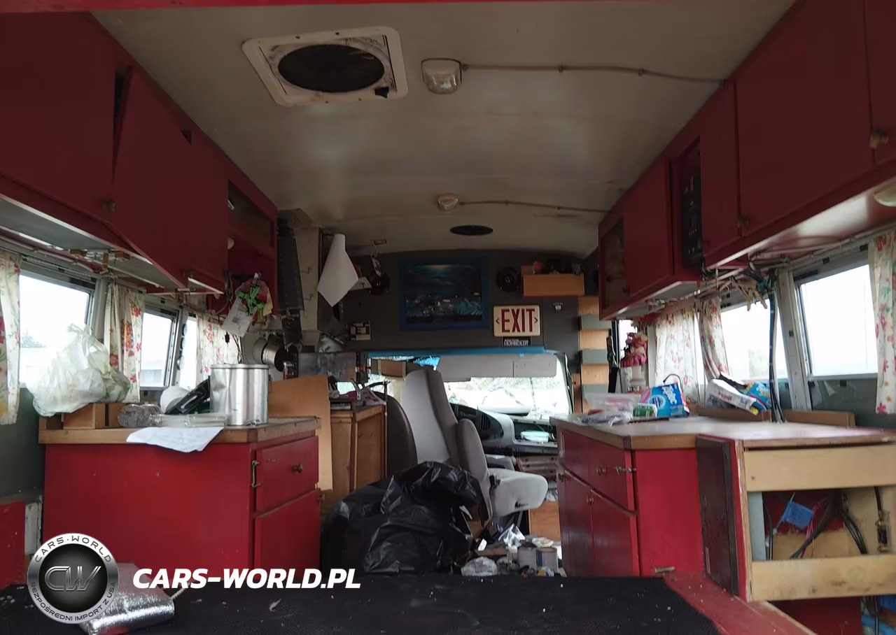 2000 Ford E-350 Cutaway Standard VIN:1FDSE35F0YHA48423 - 12