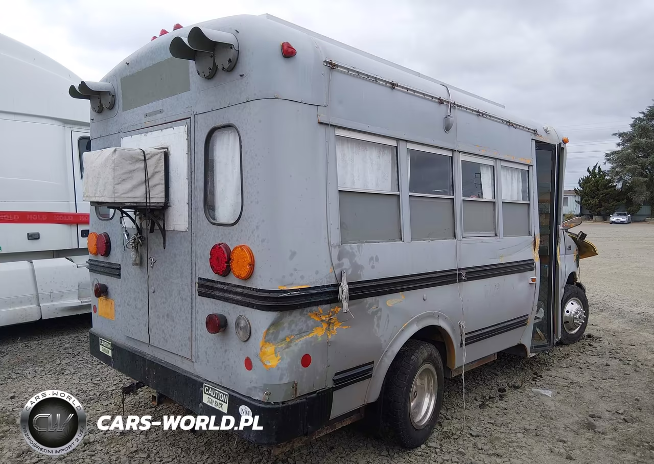 2000 Ford E-350 Cutaway Standard VIN:1FDSE35F0YHA48423 - 4