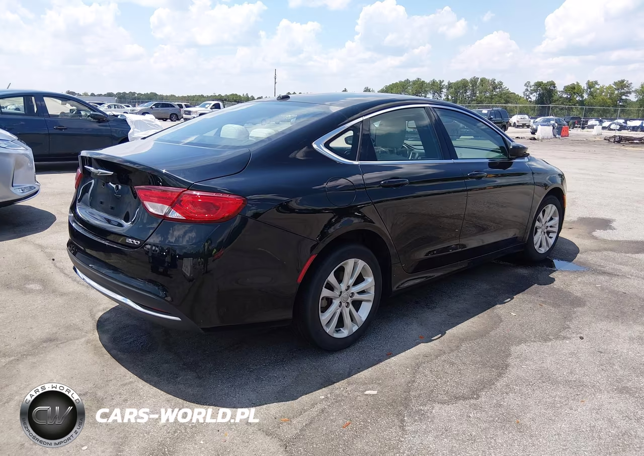 2015 Chrysler 200 Limited VIN:1C3CCCAB5FN732405 - 4