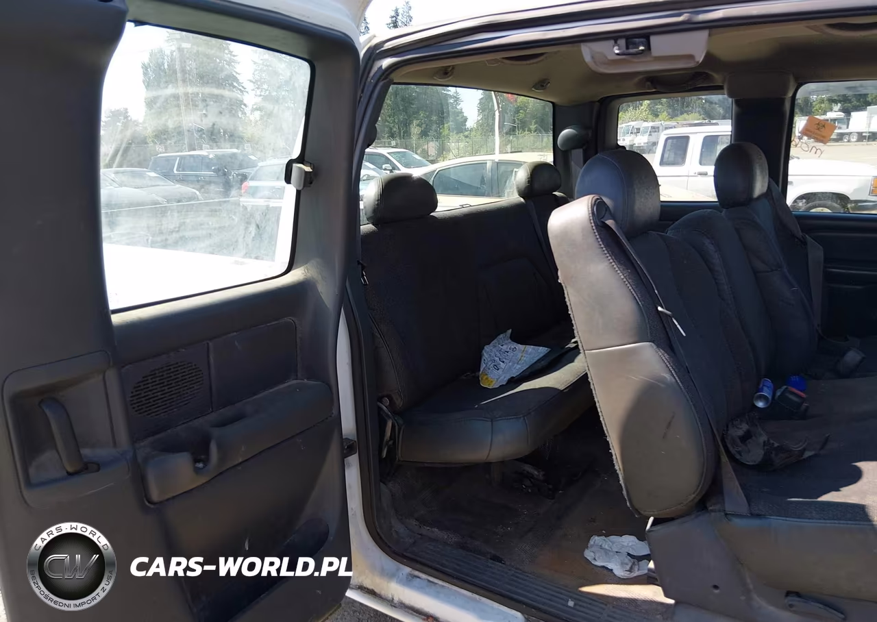 2001 Chevrolet Silverado 1500 VIN:2GCEC19VX11397451 - 8