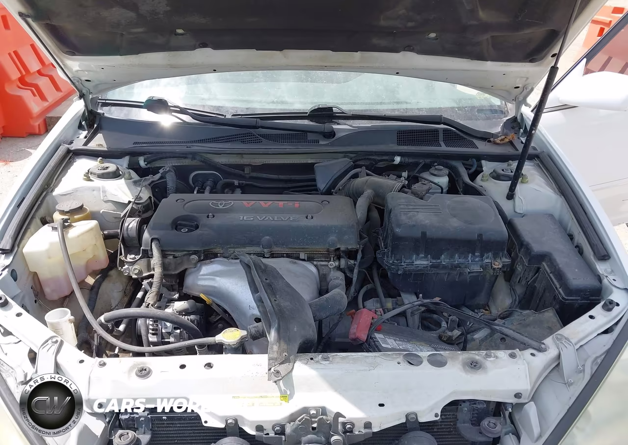 2004 Toyota Camry Le VIN:4T1BE32K64U367781 - 10