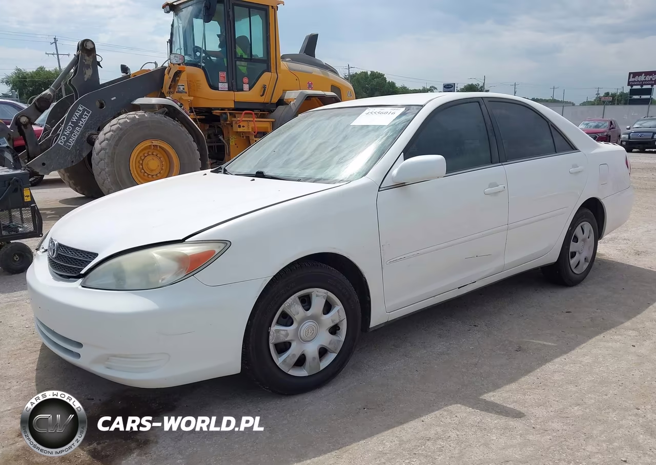 2004 Toyota Camry Le VIN:4T1BE32K64U367781 - 2