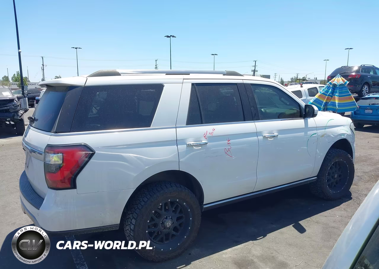 2018 Ford Expedition Limited VIN:1FMJU2AT1JEA10923 - 13