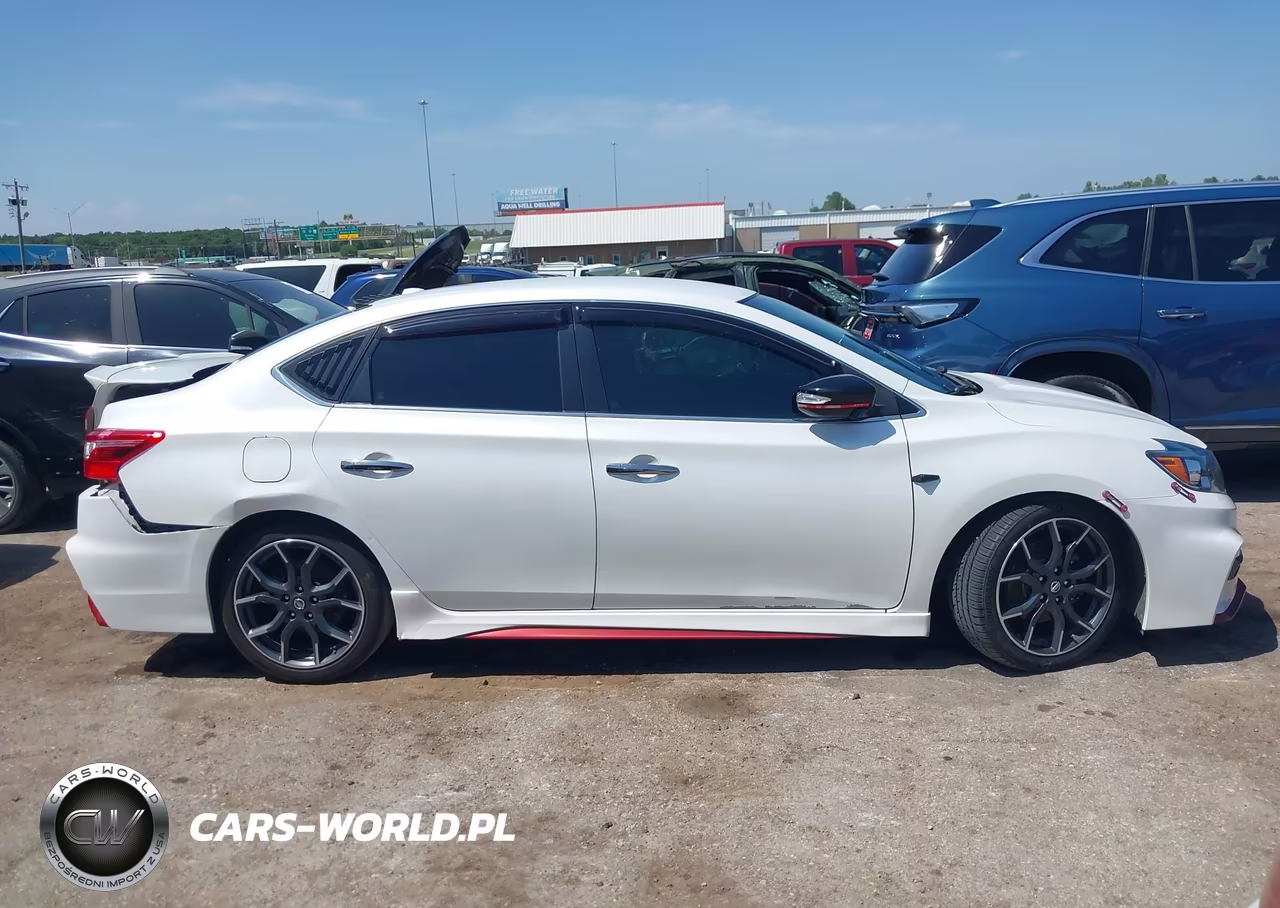 2017 Nissan Sentra Nismo VIN:3N1CB7AP9HY304962 - 13