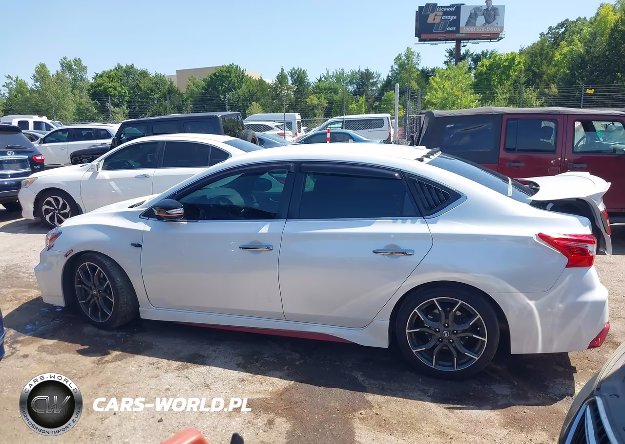 2017 Nissan Sentra Nismo VIN:3N1CB7AP9HY304962 - 14