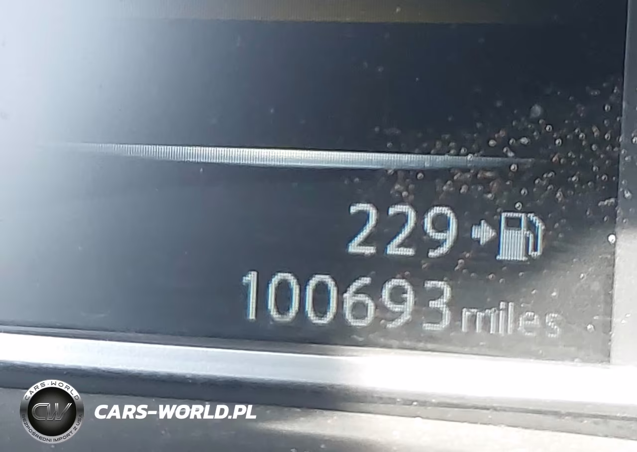 2017 Nissan Sentra Nismo VIN:3N1CB7AP9HY304962 - 15
