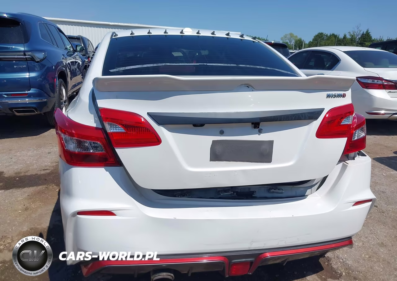 2017 Nissan Sentra Nismo VIN:3N1CB7AP9HY304962 - 16