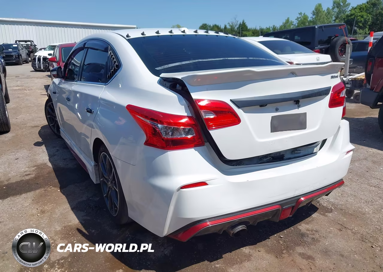2017 Nissan Sentra Nismo VIN:3N1CB7AP9HY304962 - 3