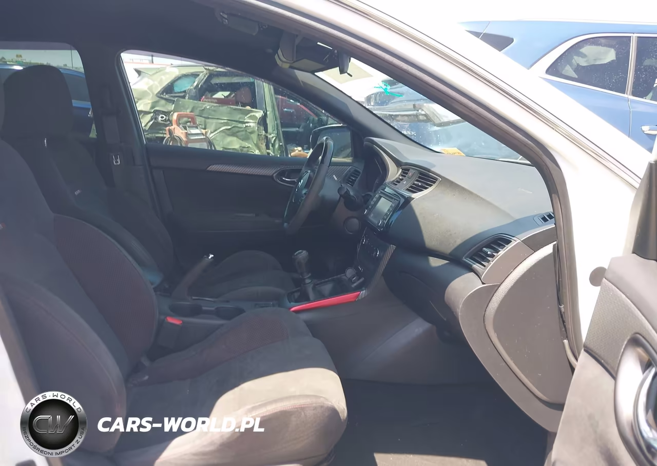 2017 Nissan Sentra Nismo VIN:3N1CB7AP9HY304962 - 5