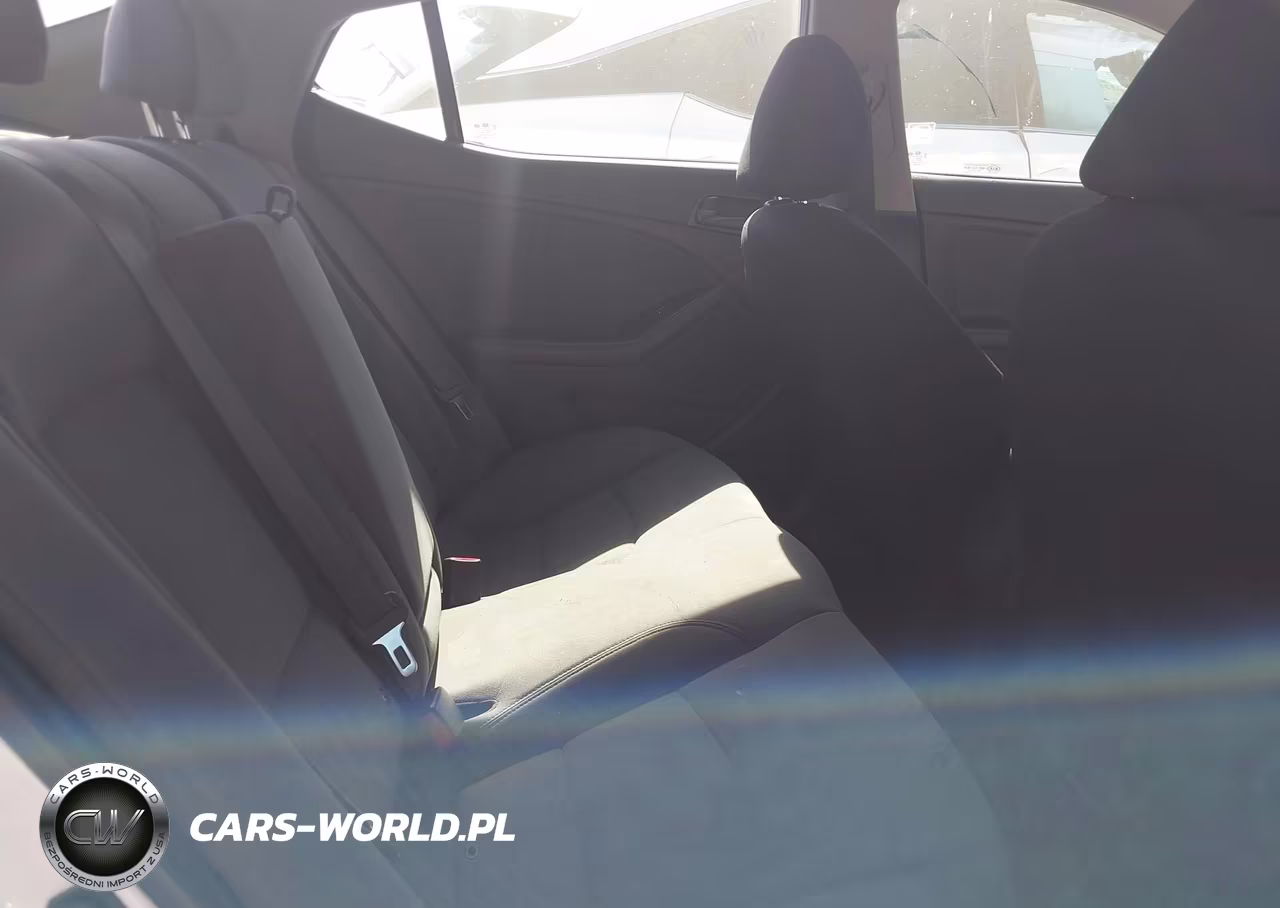 2015 Kia Optima Lx VIN:KNAGM4A79F5663873 - 8