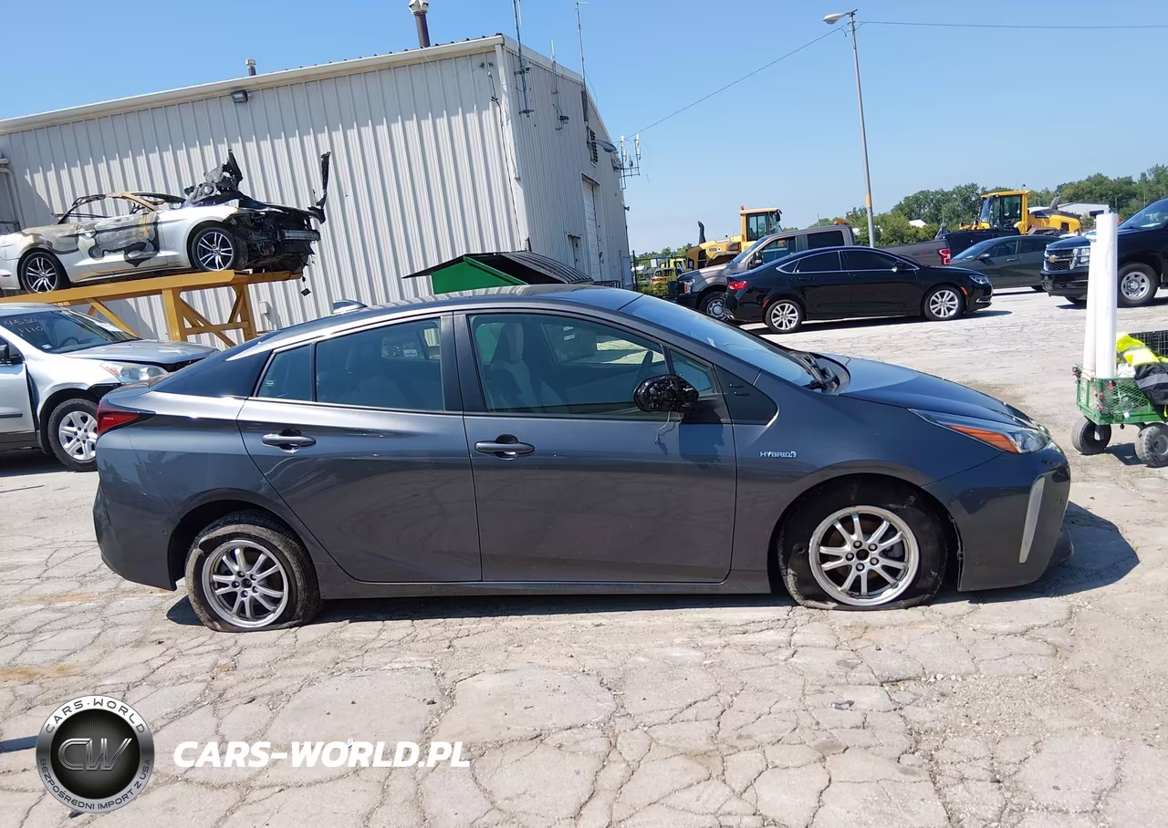 2021 Toyota Prius Xle Awd-E VIN:JTDL9MFU2M3027371 - 13