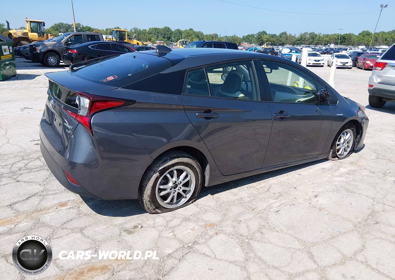 2021 Toyota Prius Xle Awd-E VIN:JTDL9MFU2M3027371 - 4