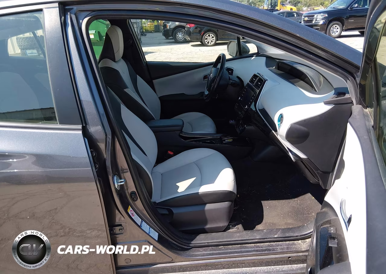 2021 Toyota Prius Xle Awd-E VIN:JTDL9MFU2M3027371 - 5
