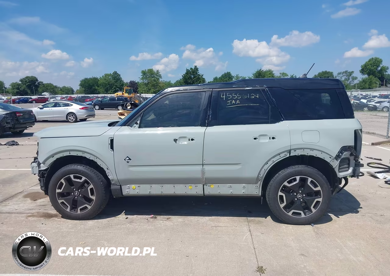 2021 Ford Bronco Sport Outer Banks VIN:3FMCR9C65MRB11250 - 15