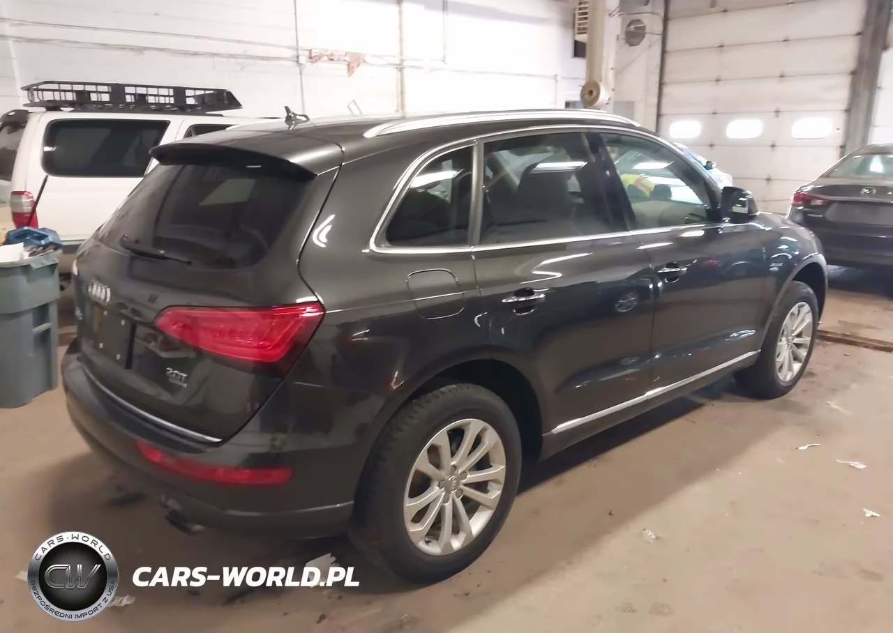 2015 Audi Q5 2.0T Premium VIN:WA1CFAFP4FA070068 - 4