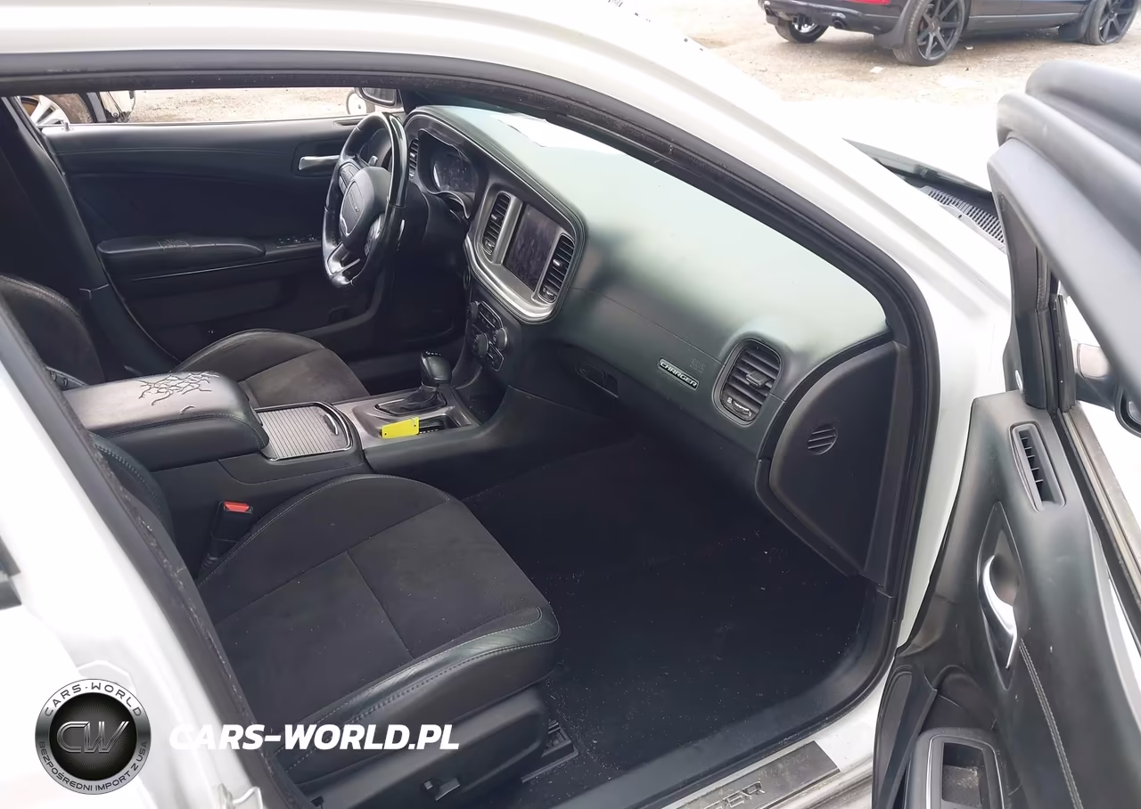 2019 Dodge Charger R-T Rwd VIN:2C3CDXCT3KH568455 - 5