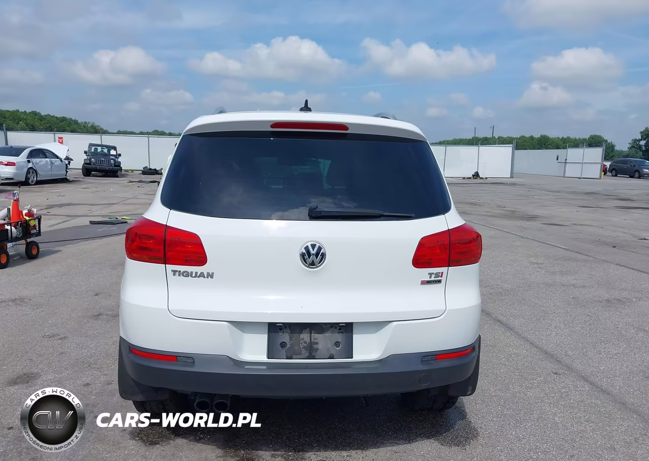 2017 Volkswagen Tiguan 2.0T Wolfsburg Edition VIN:WVGSV7AX4HK005535 - 16