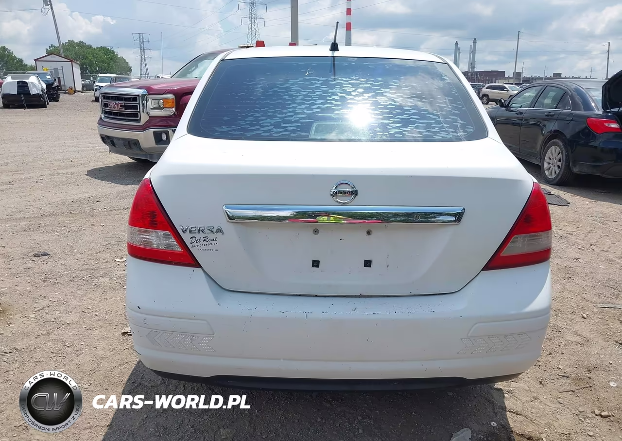 2010 Nissan Versa 1.8S VIN:3N1BC1AP8AL363882 - 17