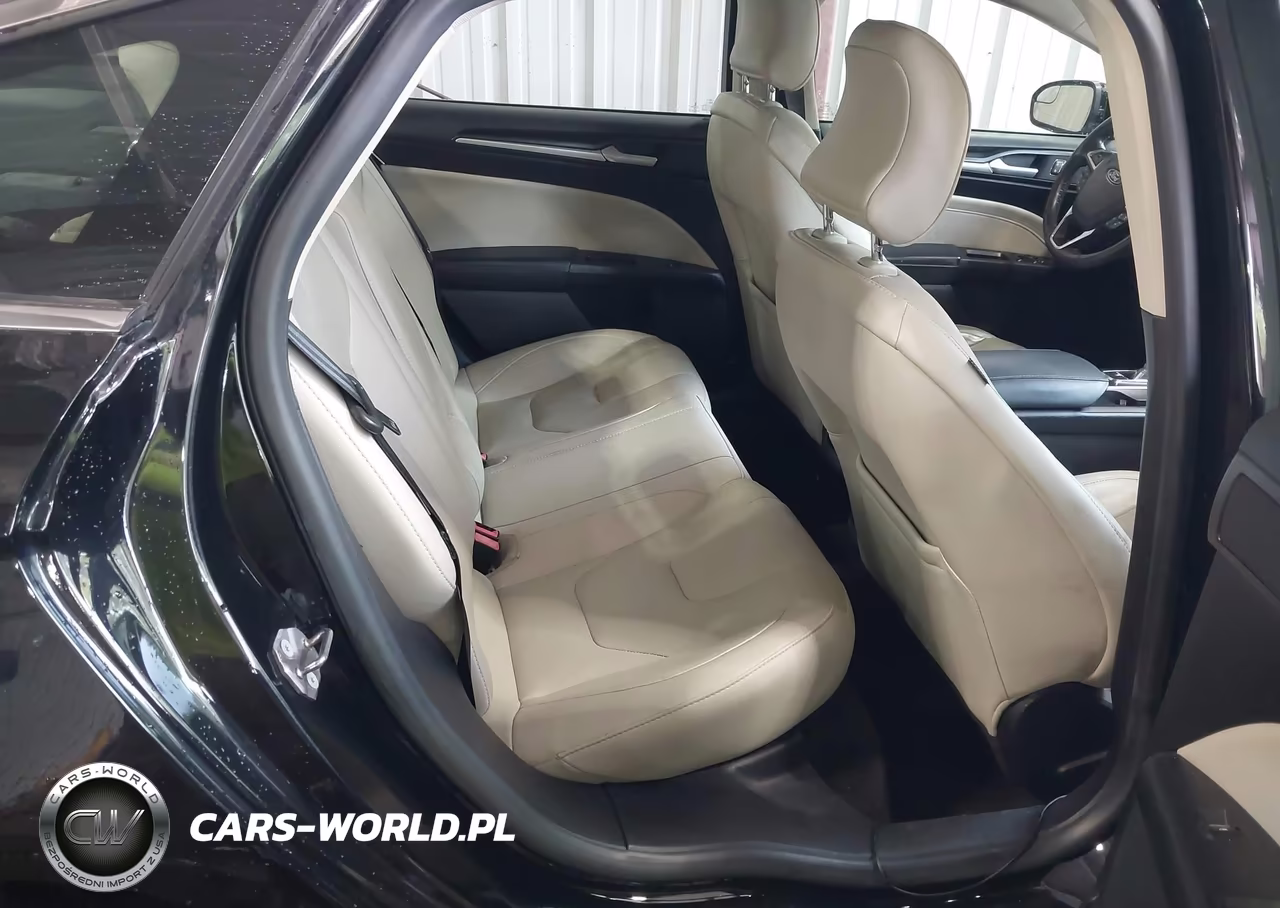 2018 Ford Fusion Platinum-Titanium VIN:3FA6P0D95JR197267 - 8