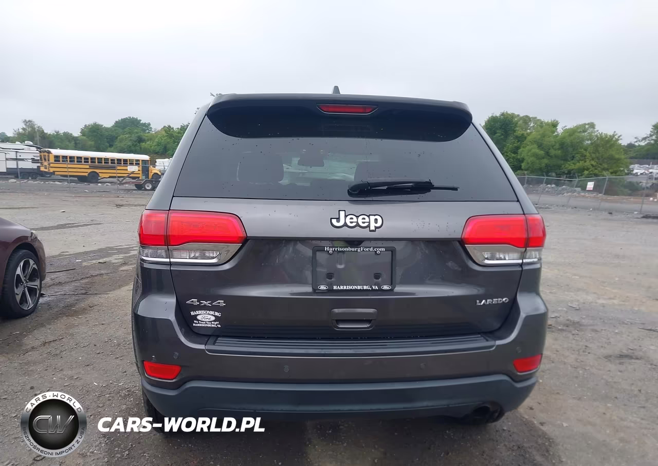 2019 Jeep Grand Cherokee Laredo E 4X4 VIN:1C4RJFAGXKC636610 - 16