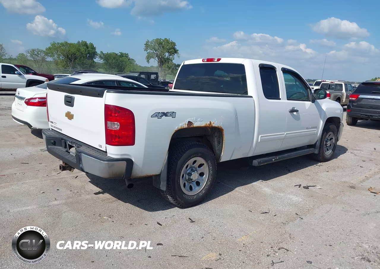 2012 Chevrolet Silverado 1500 Ls VIN:1GCRKREA4CZ124201 - 4