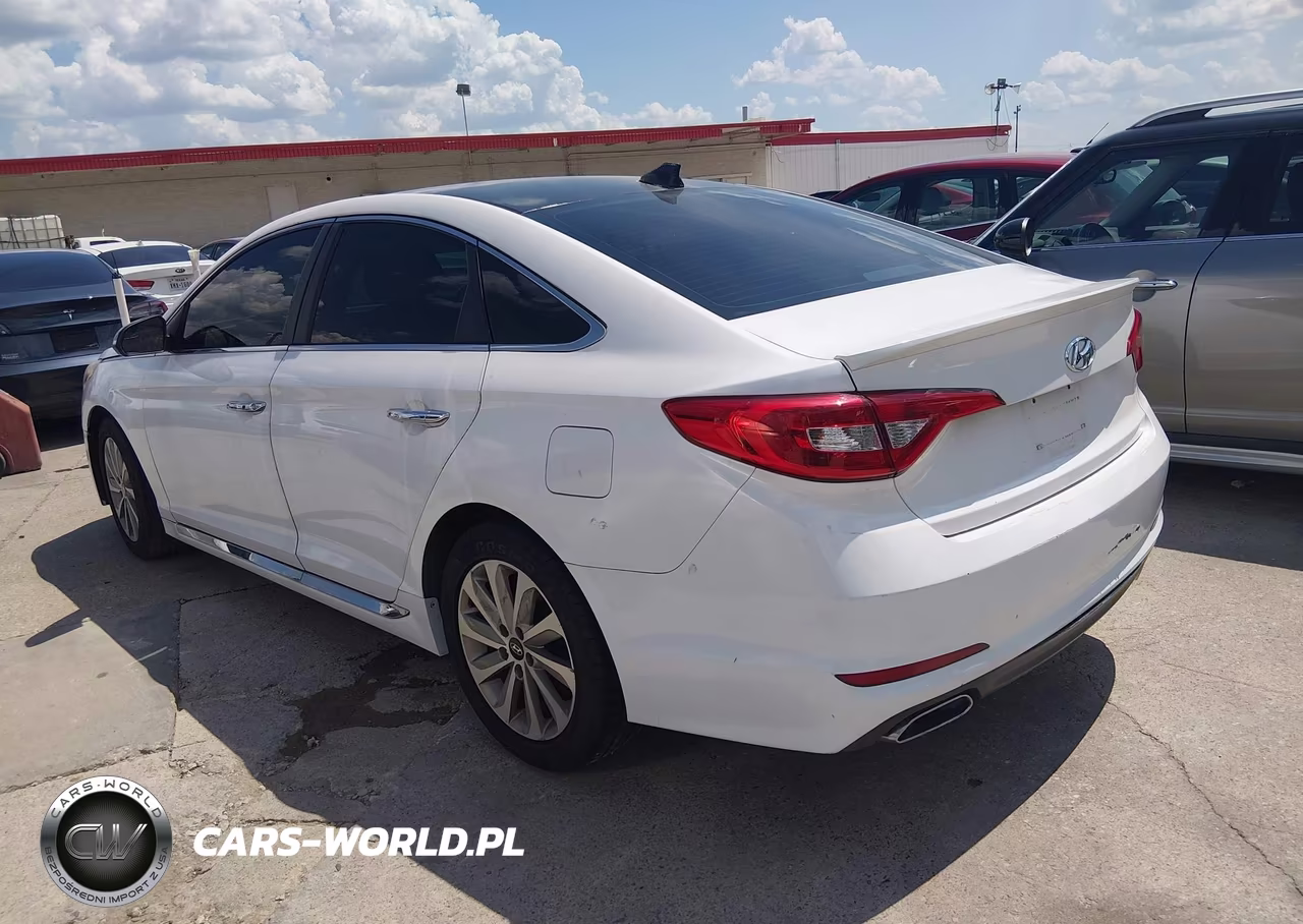 2016 Hyundai Sonata Sport VIN:5NPE34AF7GH422142 - 3