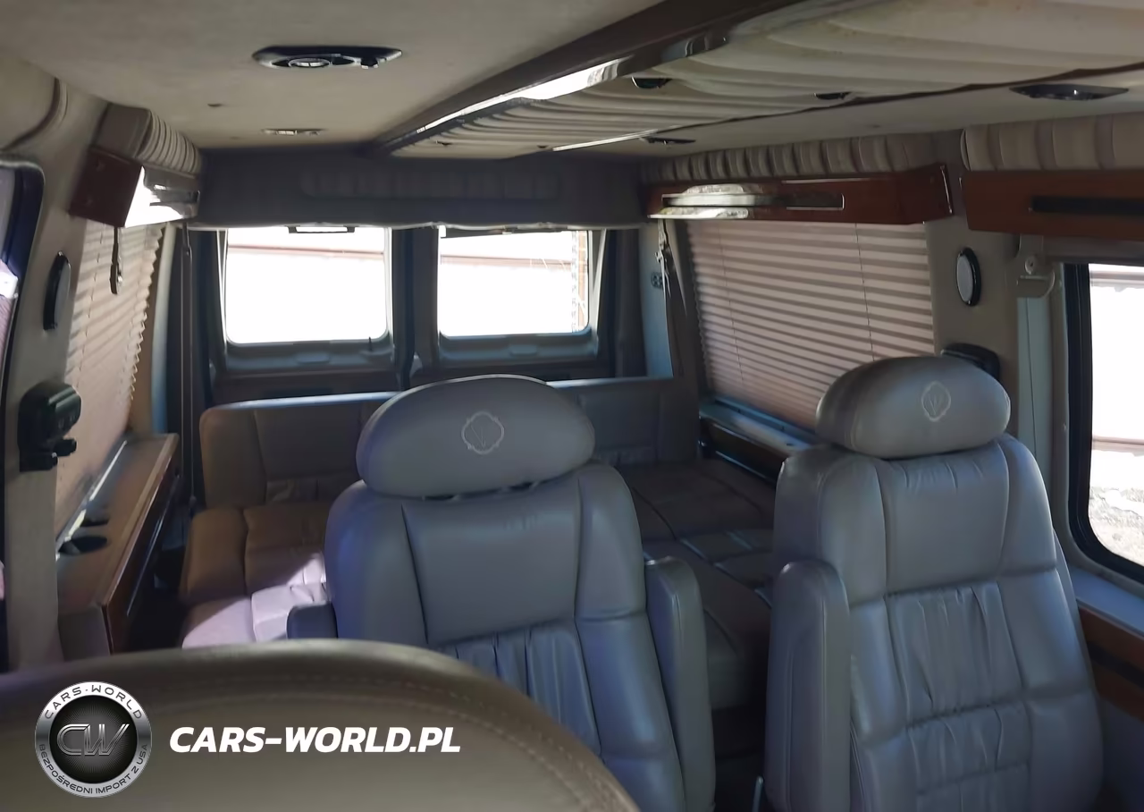 2000 Ford E-150 Recreational VIN:1FDRE14LXYHA72951 - 8
