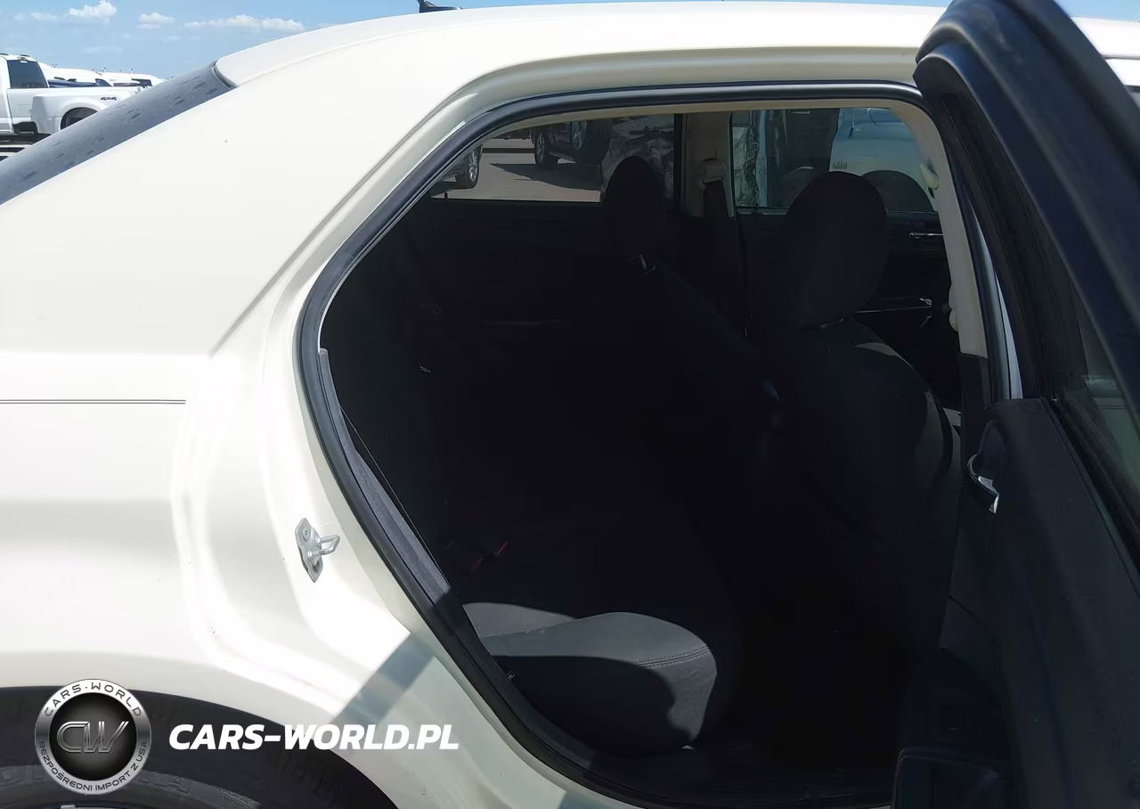 2008 Chrysler 300 Lx VIN:2C3KA43R08H230267 - 8