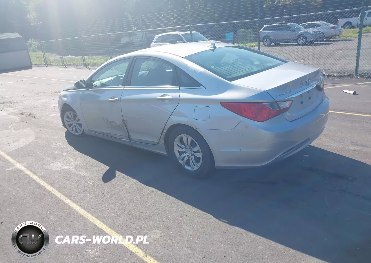 2012 Hyundai Sonata Gls VIN:5NPEB4AC7CH379828 - 3