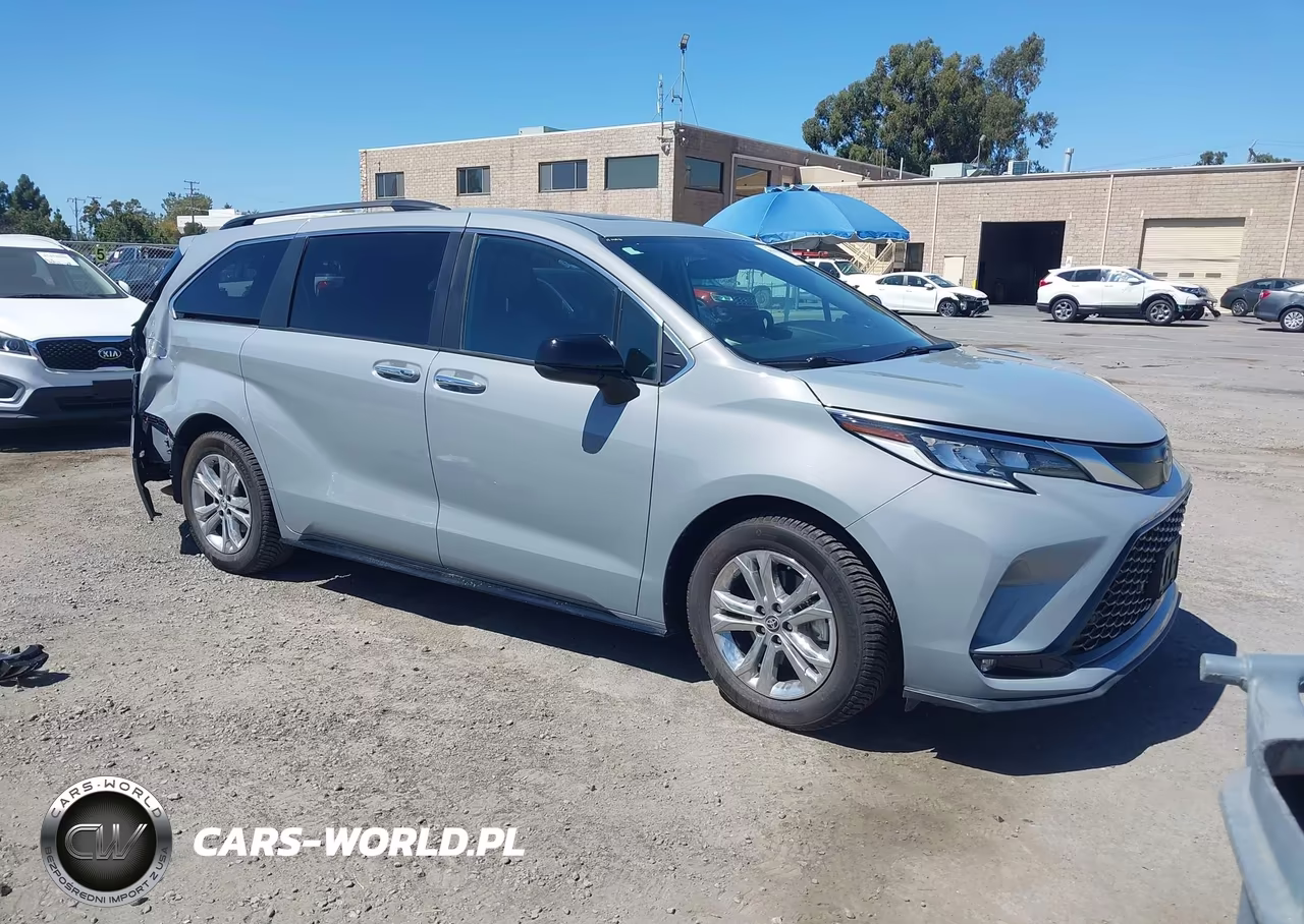 2023 Toyota Sienna Xse – zdjęcie 1 z 17