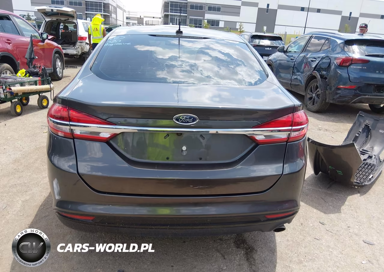 2018 Ford Fusion Hybrid S VIN:3FA6P0UU1JR142254 - 17