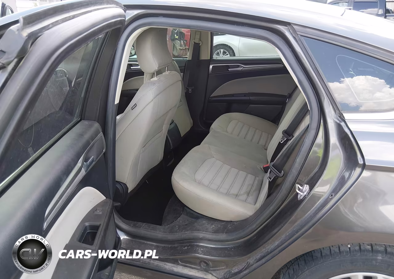 2018 Ford Fusion Hybrid S VIN:3FA6P0UU1JR142254 - 8