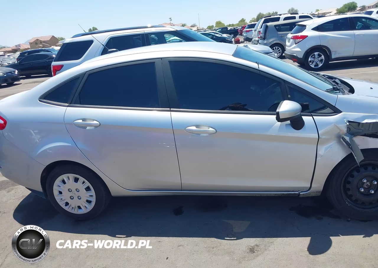 2017 Ford Fiesta S VIN:3FADP4AJ0HM147641 - 13