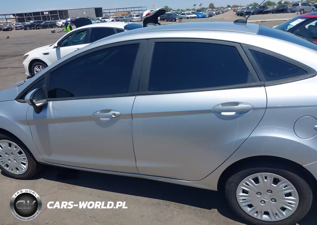 2017 Ford Fiesta S VIN:3FADP4AJ0HM147641 - 14