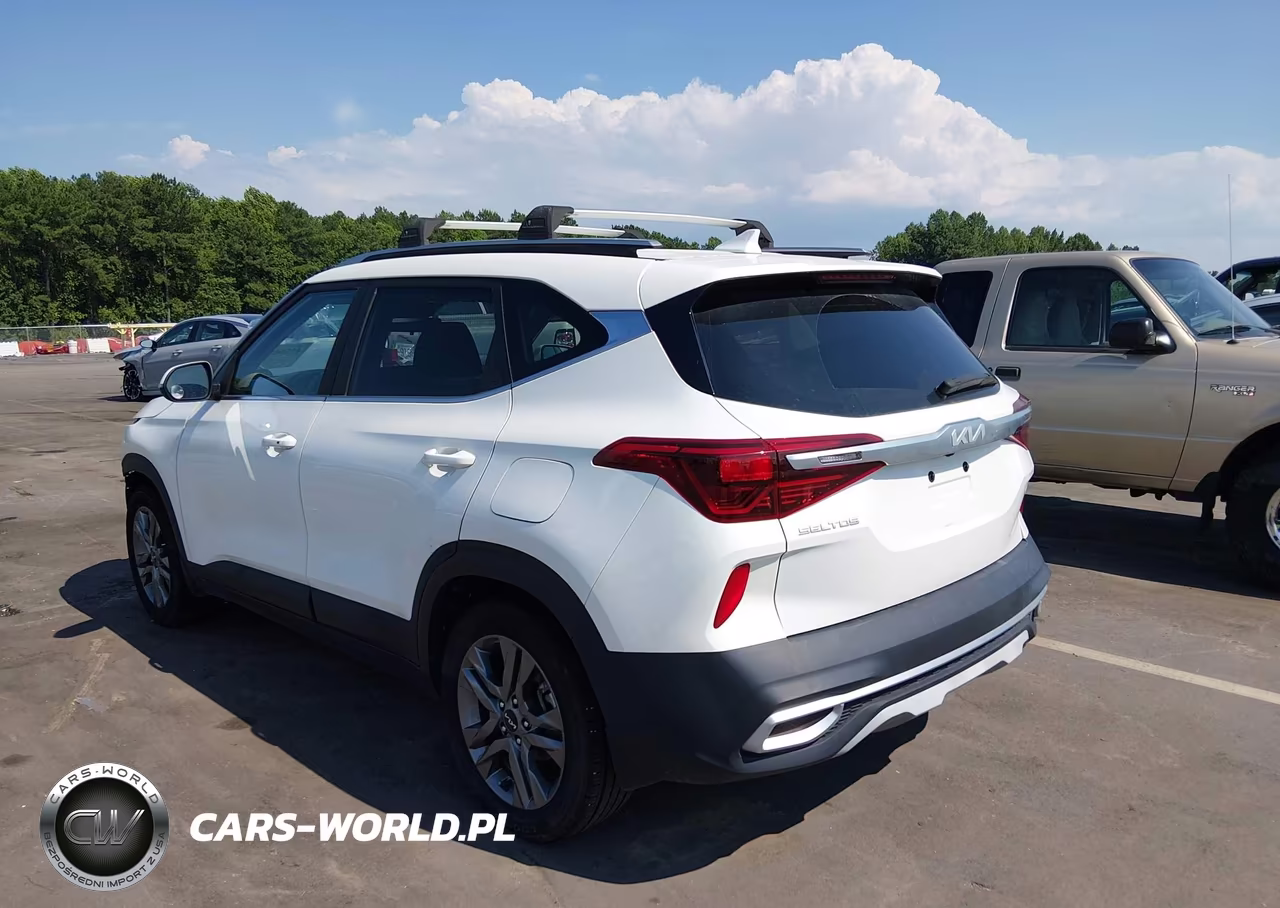 2023 Kia Seltos S VIN:KNDEU2AA3P7464737 - 3