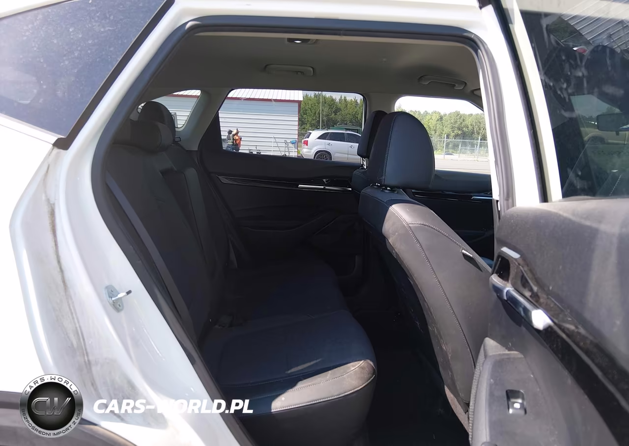 2023 Kia Seltos S VIN:KNDEU2AA3P7464737 - 8