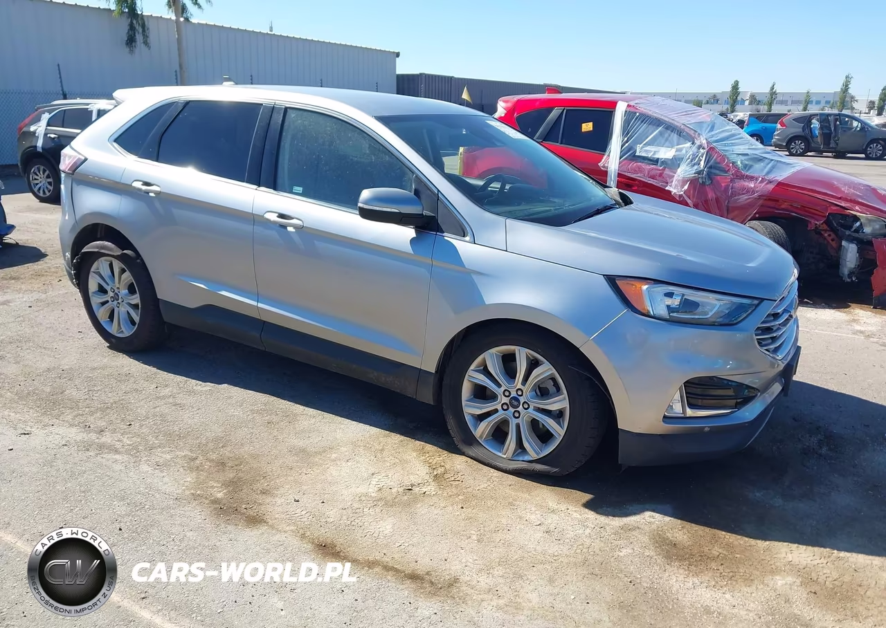 2022 Ford Edge Titanium – zdjęcie 1 z 17