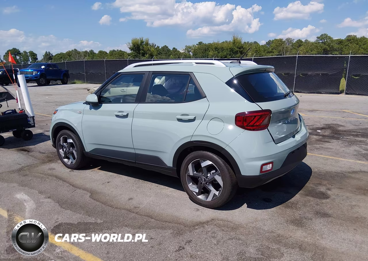 2026 Hyundai Venue Sel VIN:KMHRC8A30TU418749 - 3