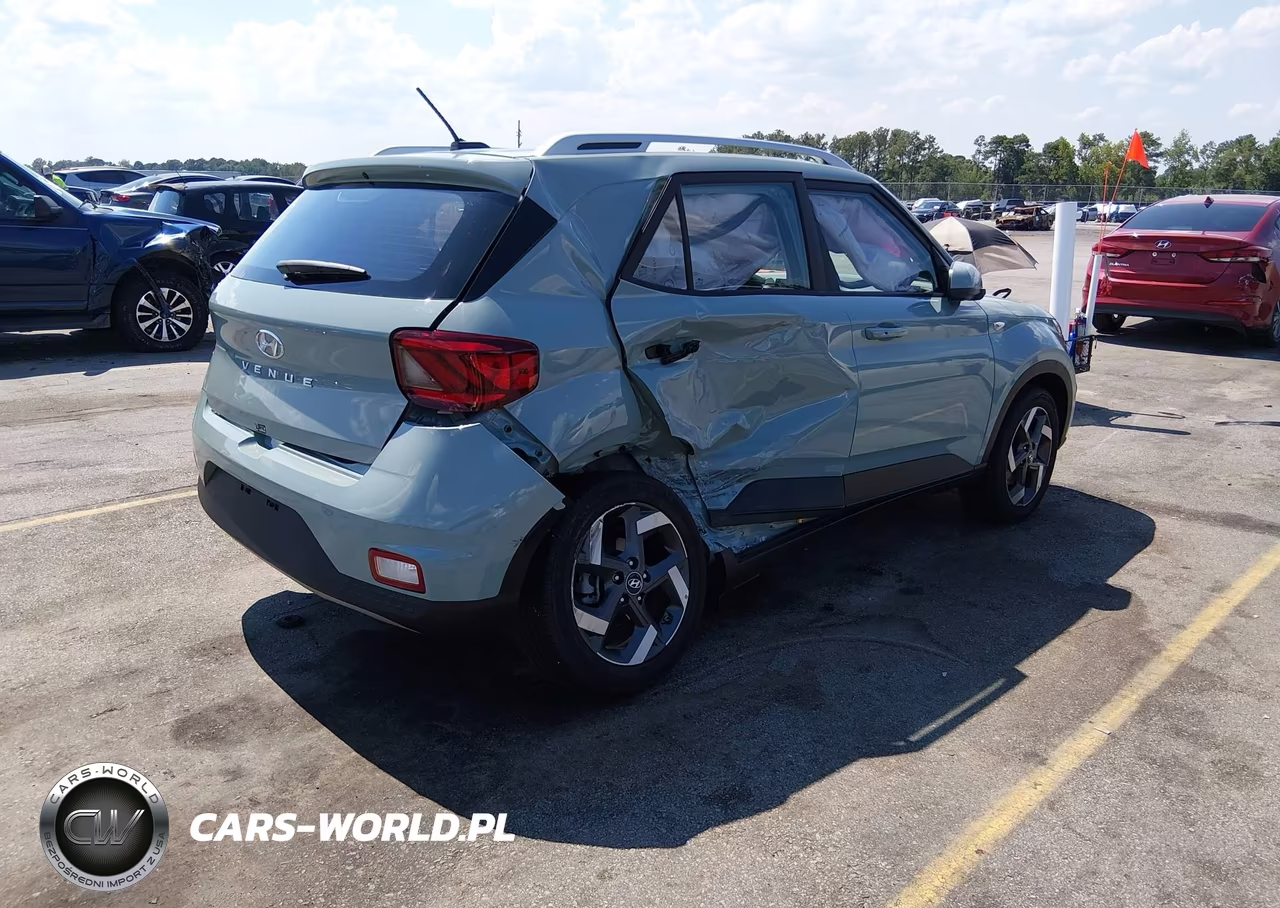 2026 Hyundai Venue Sel VIN:KMHRC8A30TU418749 - 4