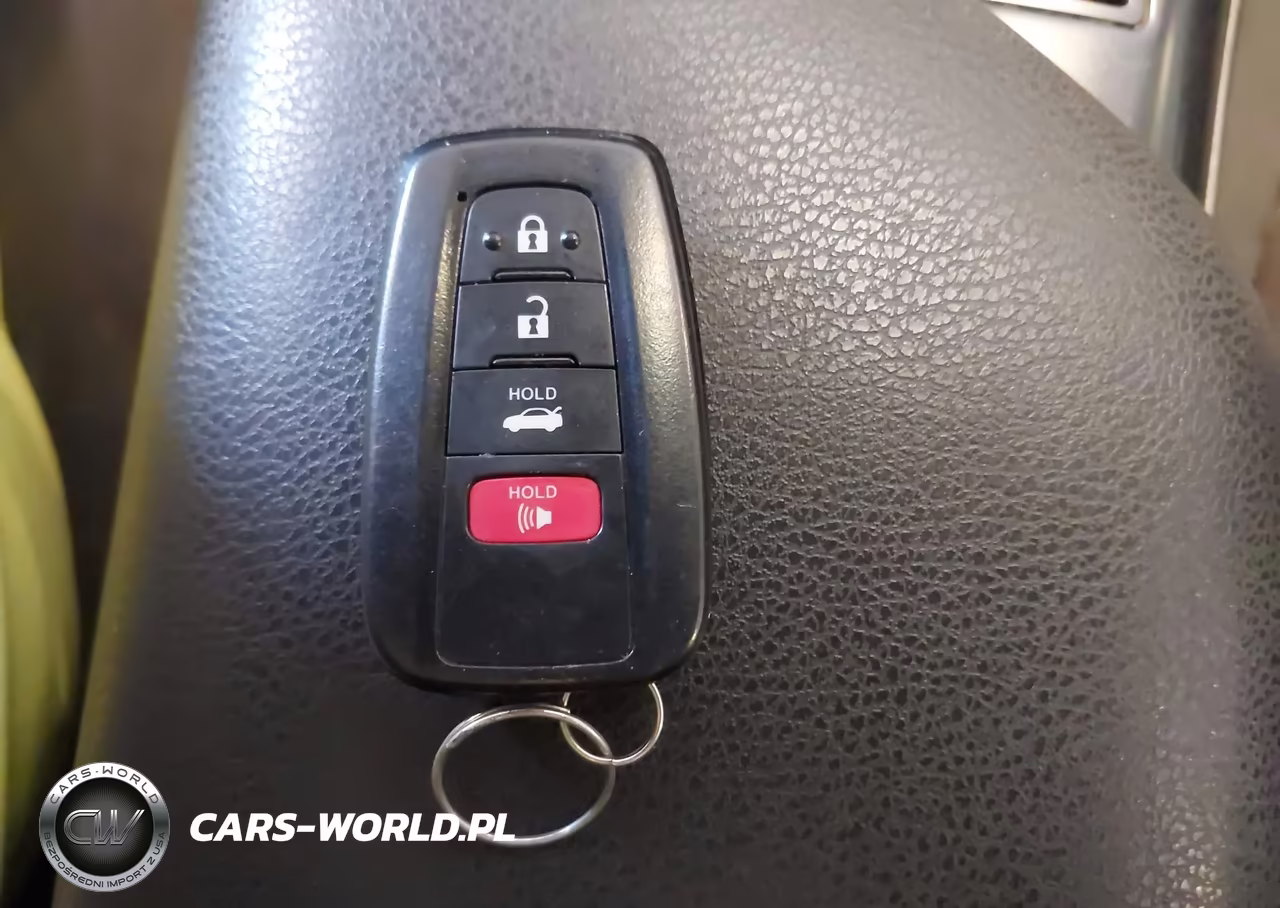 2018 Toyota Camry Hybrid Le VIN:4T1B31HK1JU505711 - 11