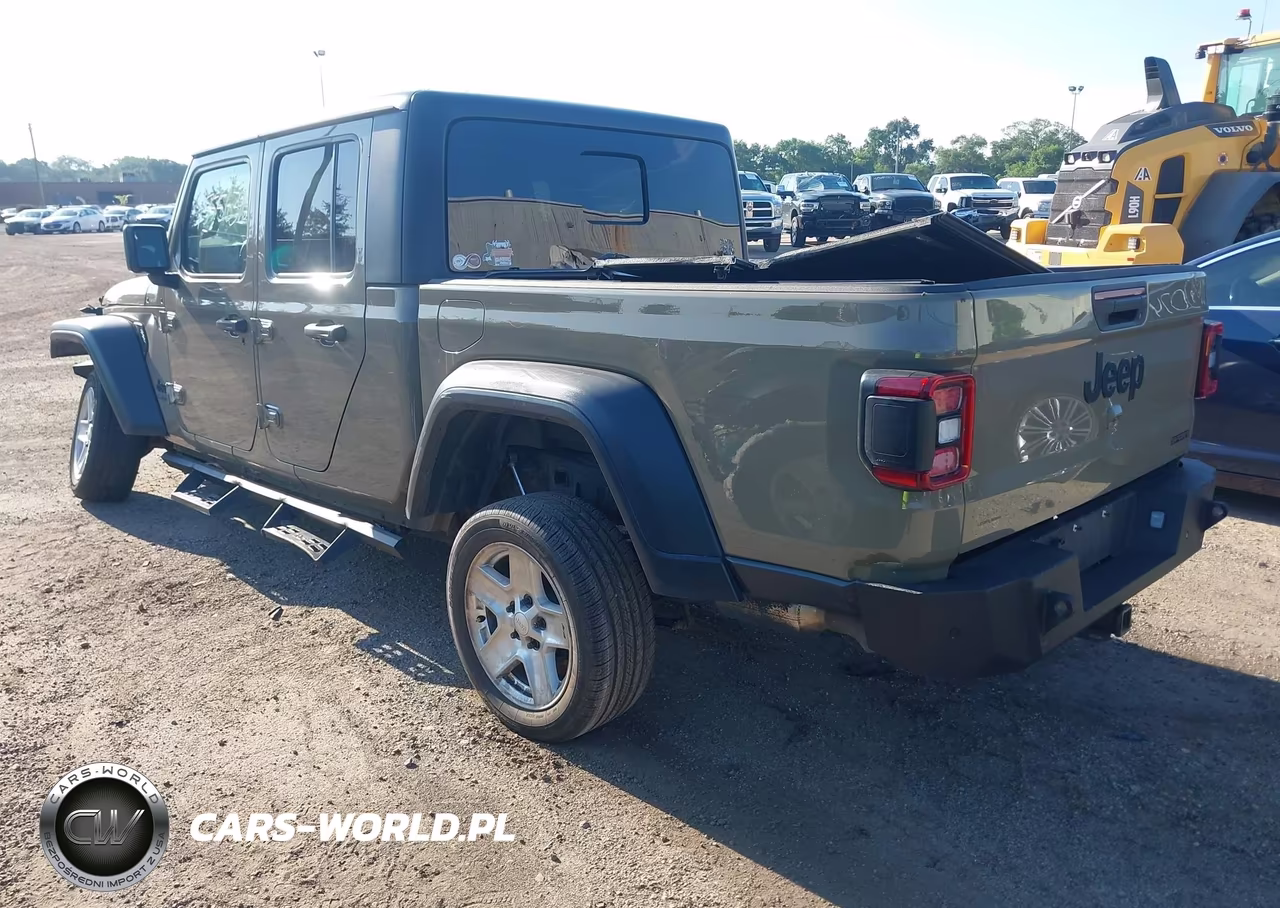2020 Jeep Gladiator Sport S 4X4 VIN:1C6HJTAG3LL165550 - 3