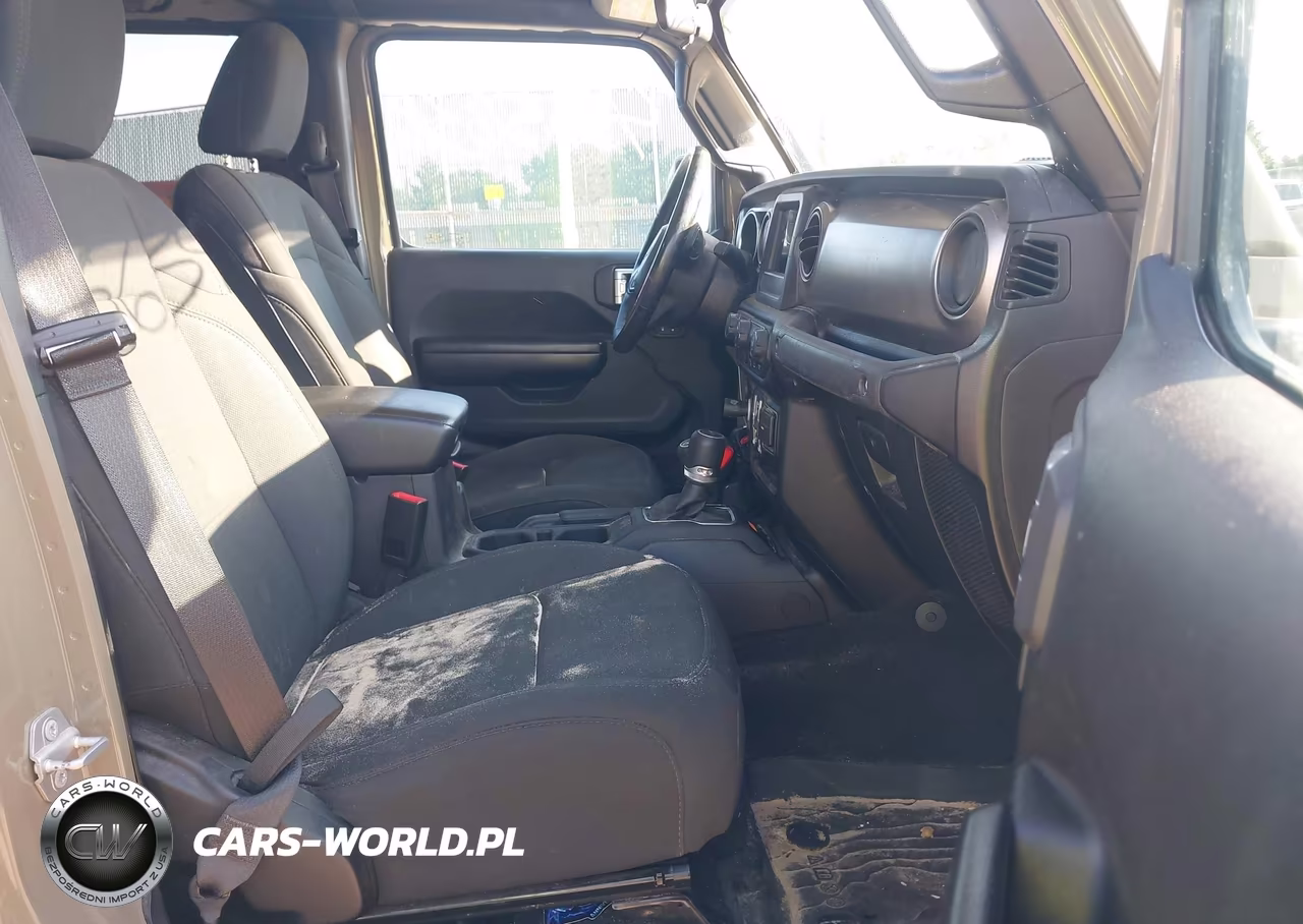 2020 Jeep Gladiator Sport S 4X4 VIN:1C6HJTAG3LL165550 - 5