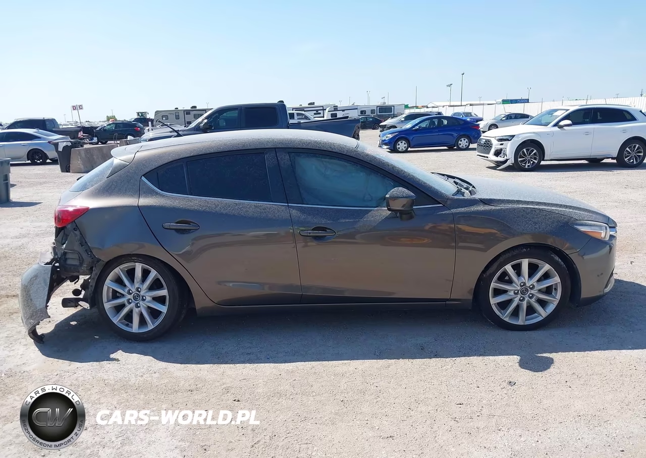 2017 Mazda Mazda3 Touring VIN:3MZBN1L78HM135175 - 12