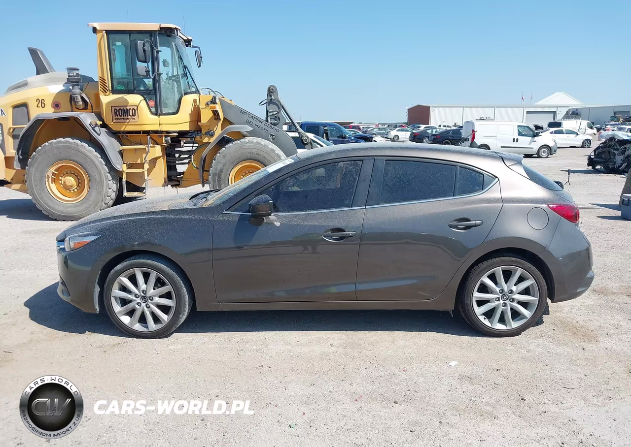 2017 Mazda Mazda3 Touring VIN:3MZBN1L78HM135175 - 13
