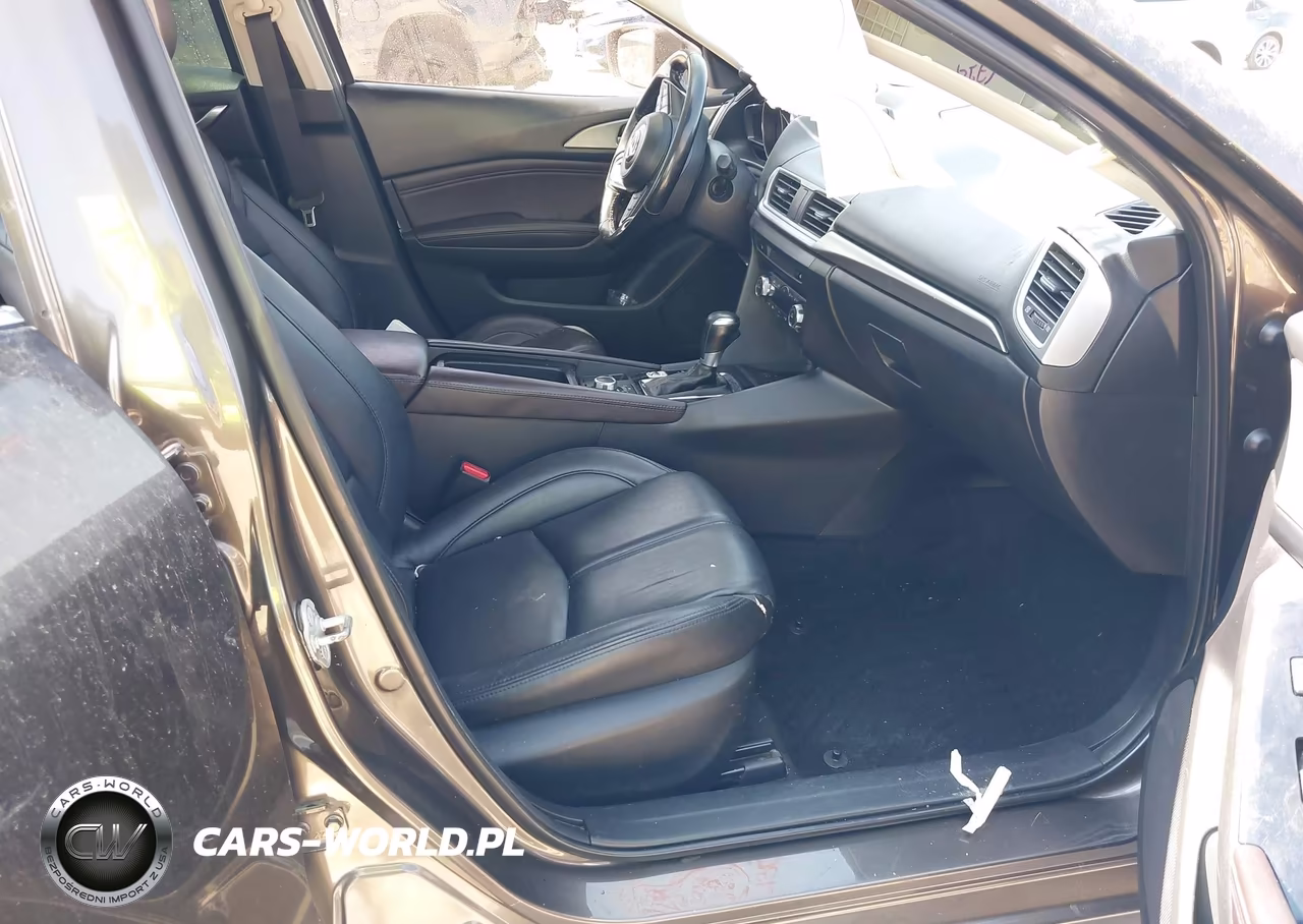2017 Mazda Mazda3 Touring VIN:3MZBN1L78HM135175 - 5